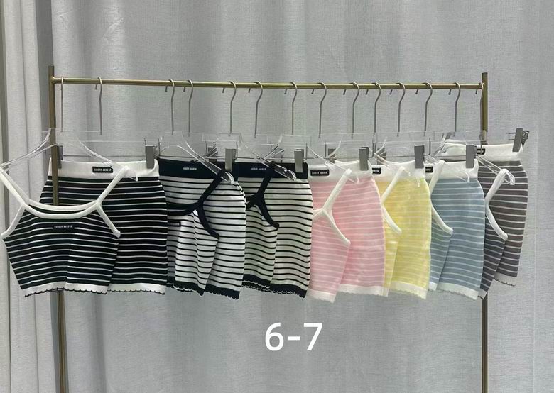 MiuMiu S-XL 248